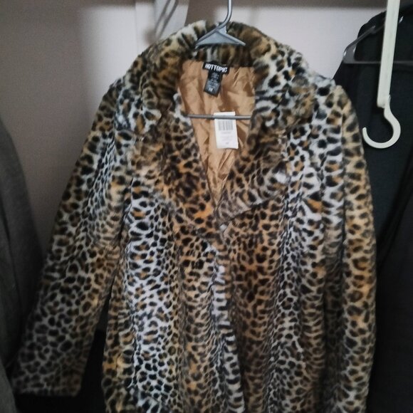 New with tags hot topic jacket size small - Picture 1 of 1